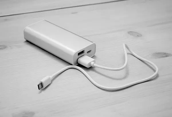 Example photo: 5 V USB power bank or USB phone charger